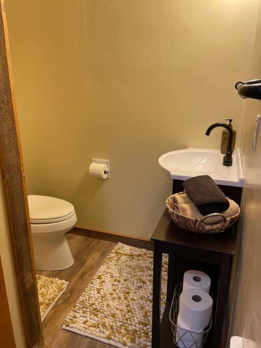 Parkway Yellowstone Guest House Apartment #3 ガーディナー エクステリア 写真